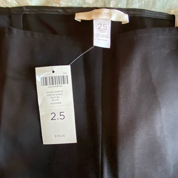 NWT Chico’s Ultimate Fit Ankle Black Pants - Picture 3 of 10